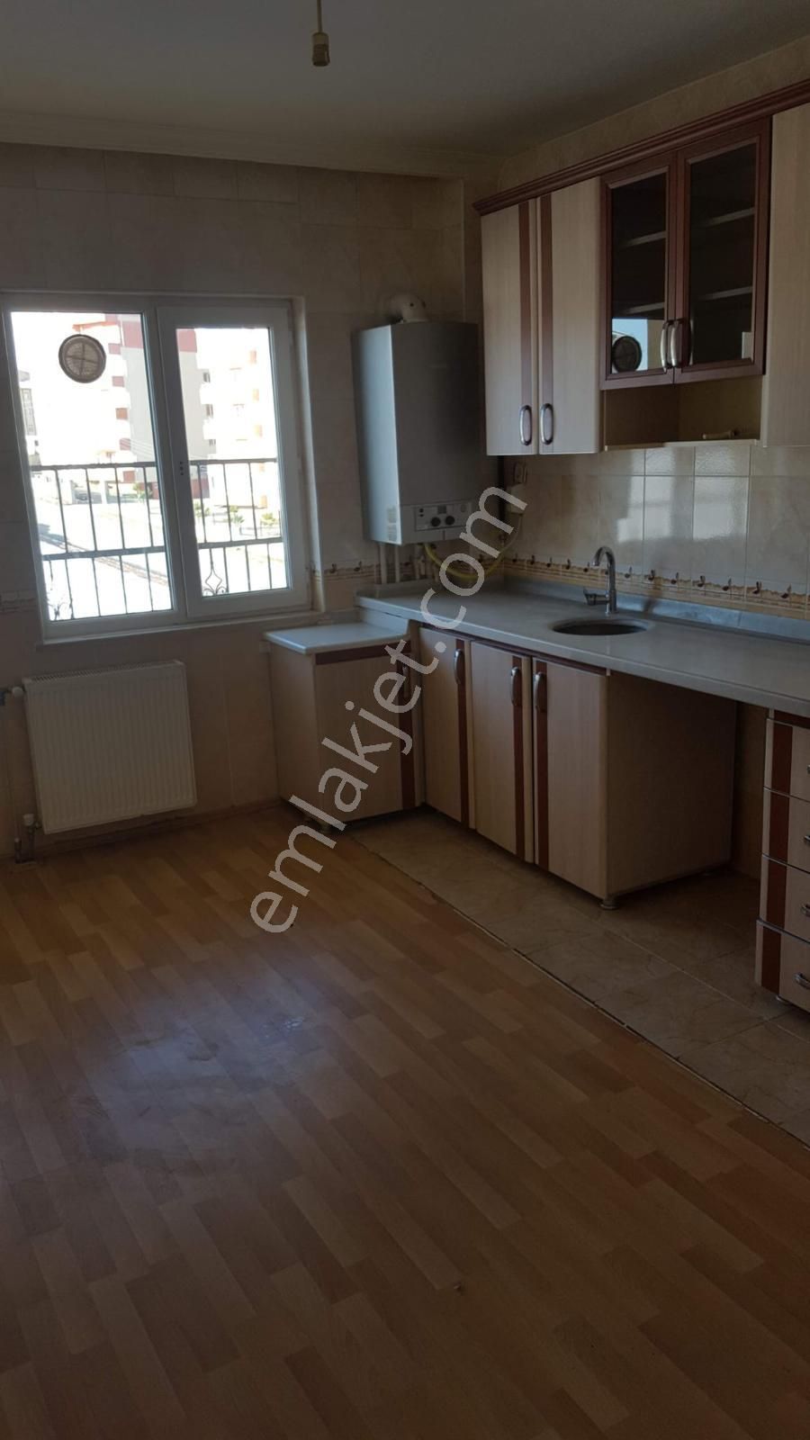 Sivas Merkez Şeyh Şamil Kiralık Daire Sivas Şeyhşamil'de 3+1 Arakat Hamza Yerlikaya Sitesinde Kiralık