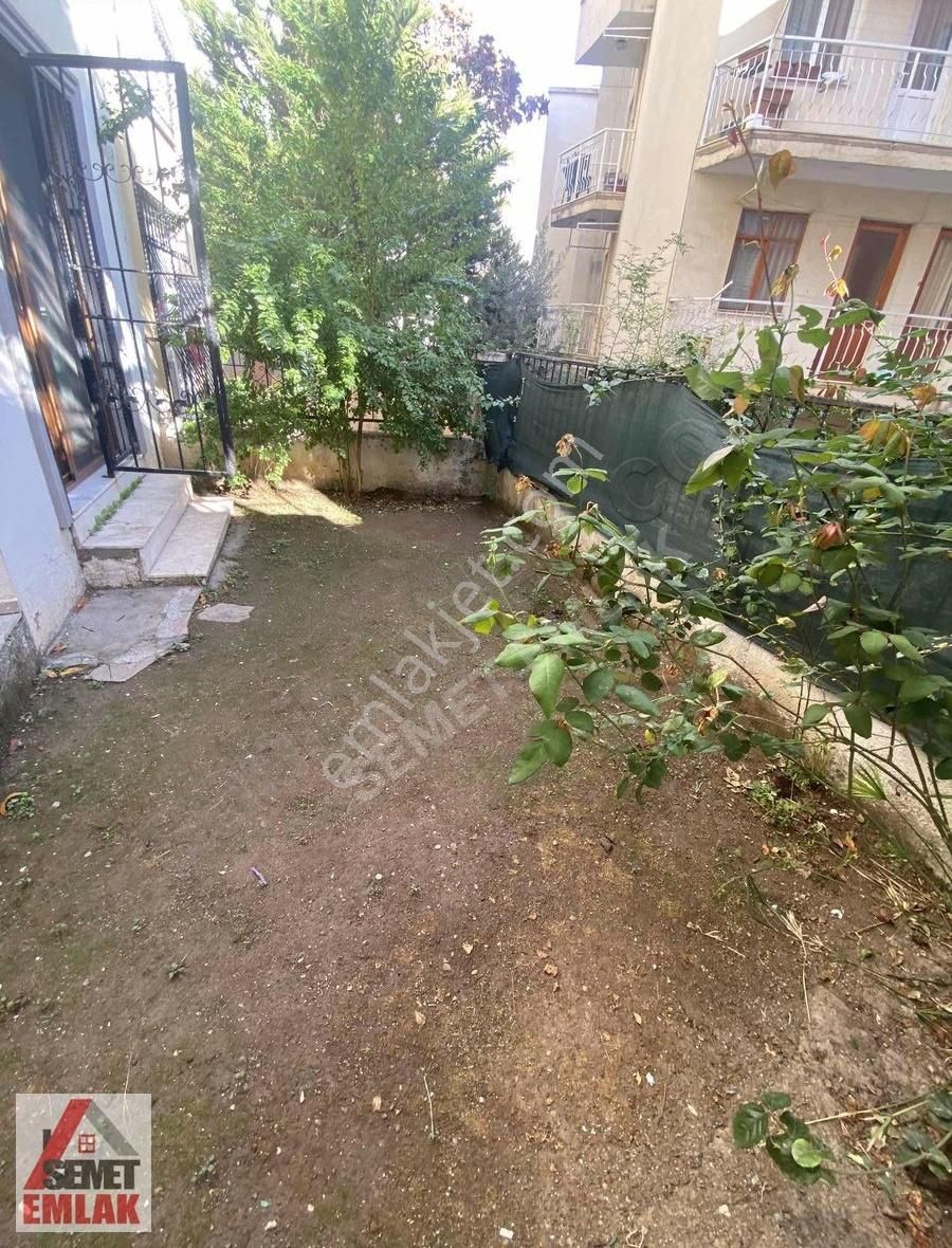 Balçova Eğitim Satılık Daire İzmir Balçova Eğitim Mahallesi 2+1 Bahçeli Doğalgazlı Daire