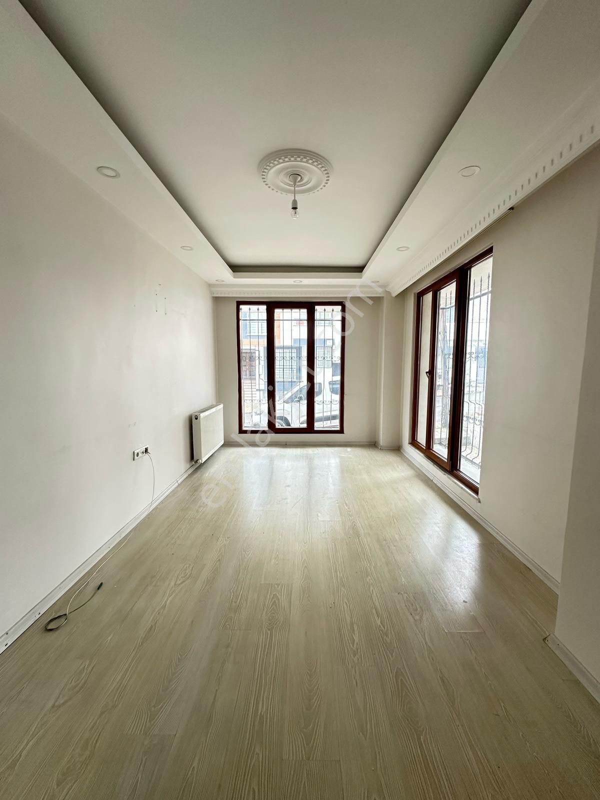 Başakşehir Altınşehir Satılık Daire Başakşehir Altınşehir 2+1 95m²