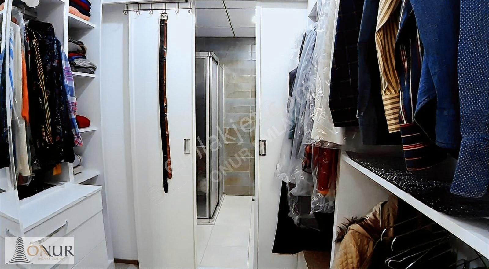 Selçuklu Şeker Kiralık Daire Onur Emlak Şefikcan Şeker Mah.kapalı Otopark 4.5+1 Lüks Kiralık