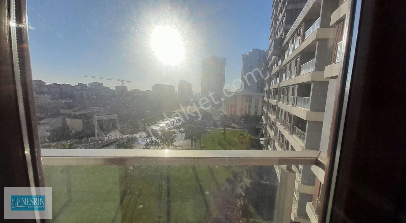 Kartal Yakacık Yeni Kiralık Residence Nesrin Emlak Tan 7/24 Güvenlikli Havuzlu Sitede Full Eşyalı 1+1