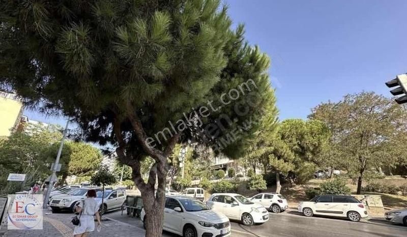 Konak Göztepe Satılık Ofis Göztepe İnönü Caddesi Üzeri Otoparklı Bahçeli İşyeri