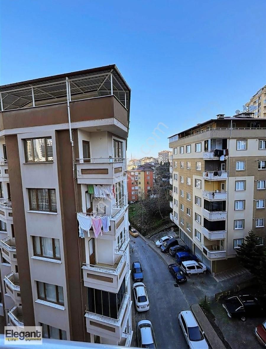 Rize Merkez Yeniköy Kiralık Daire Yeniköy Mahallesi'nde 3+1, 135 M2 Kiralık Daire