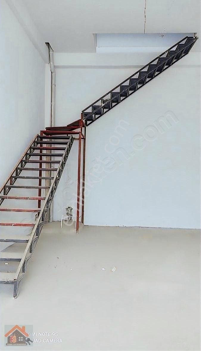 Yalova Kirazlı Sanyi Yeni Çevre Yoluna Cephe Satılık Depo Dükkan - Görsel 3