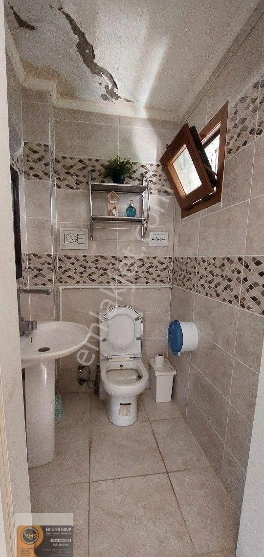 Dikili Gazipaşa Mahallesinde Site İçerisinde Doğalgazlı Klima Isıtmalı Full Eşyalı 4+1 Satılık Villa - Görsel 16