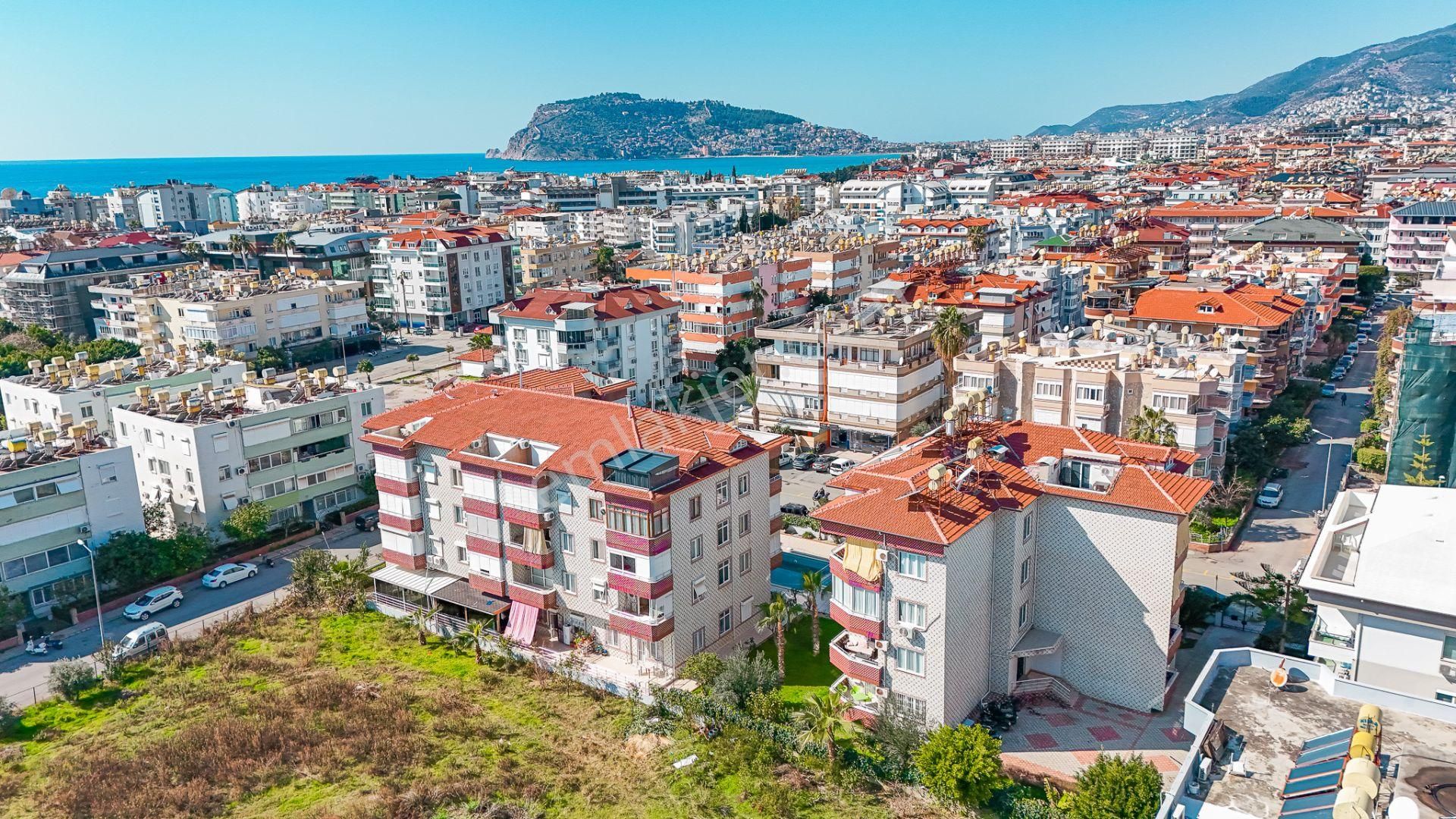 Alanya Oba Satılık Daire Oba 2+1 Denize Yakın 115 M2 Ayrı Mutfak Eşyalı İkam. Uygun Daire