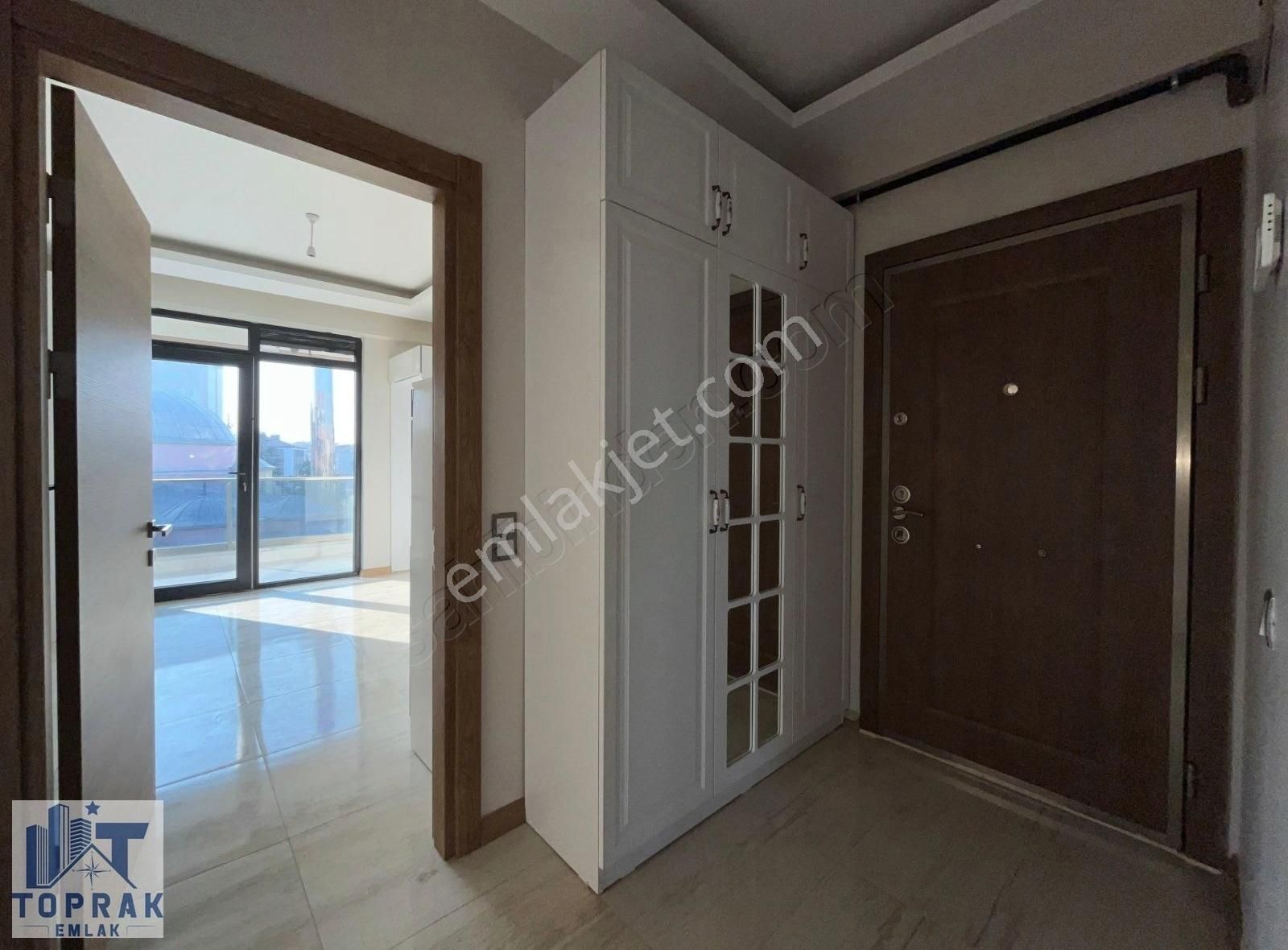 Tepebaşı Şirintepe Kiralık Daire Toprak Emlak'tan Yeni/temiz/manzaralı Kiralık 2+1 Daire