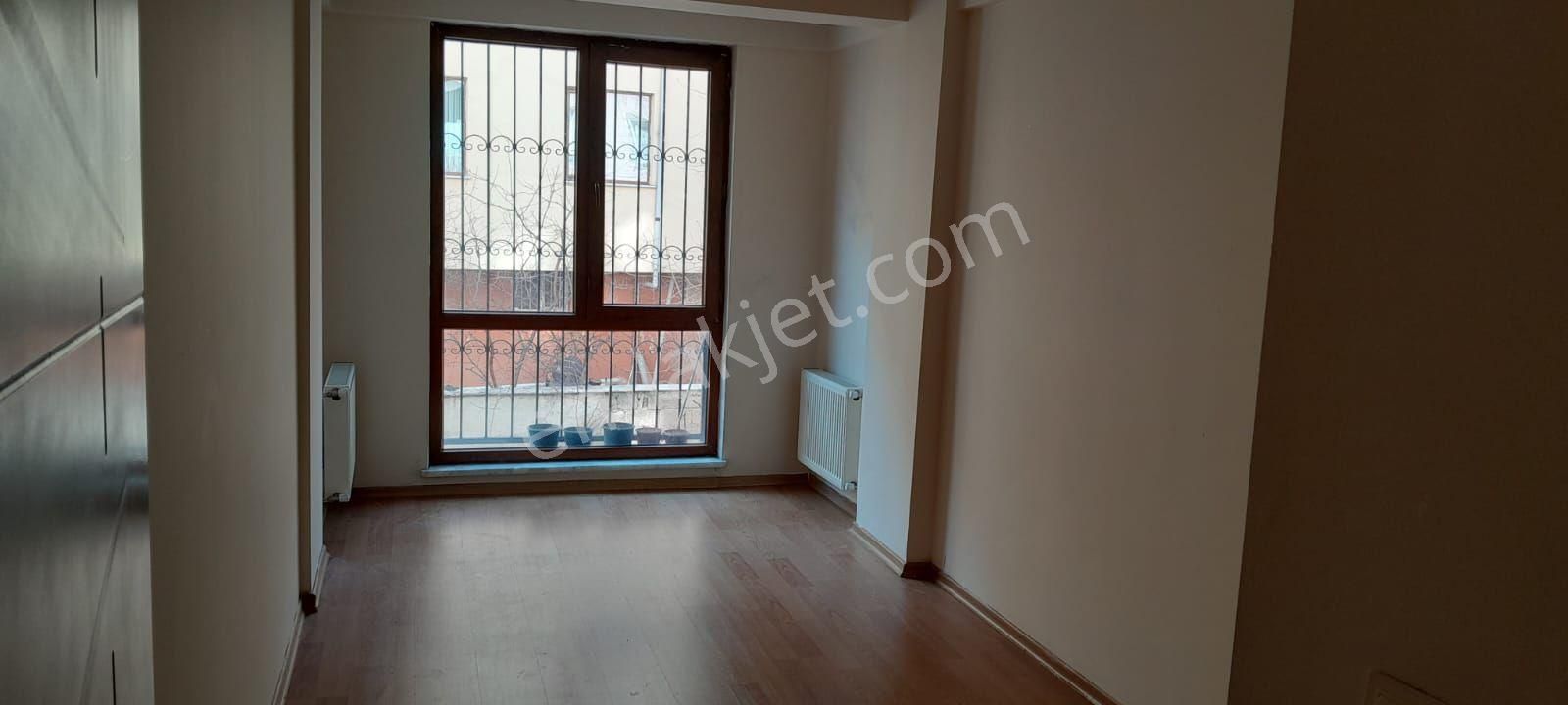 Odunpazarı Kurtuluş Kiralık Daire Kurtuluş Mah. Çarşı Yakını Geniş - Kiralık Asansörlü 1+1 Daire