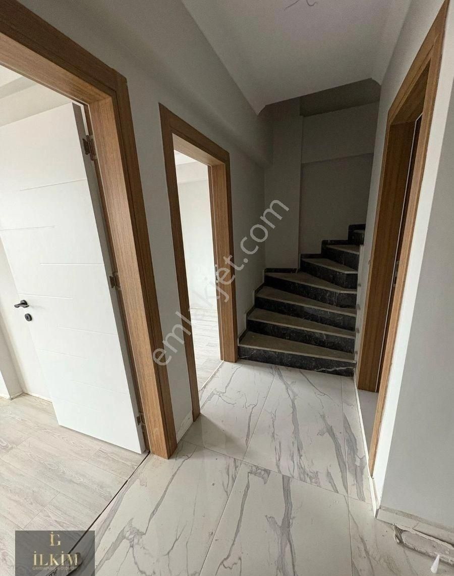 Bandırma İlkim Gayrimenkuden Yeni Mahalle 2+1 Dublkes Ebevn Banyolu Satılık Daire