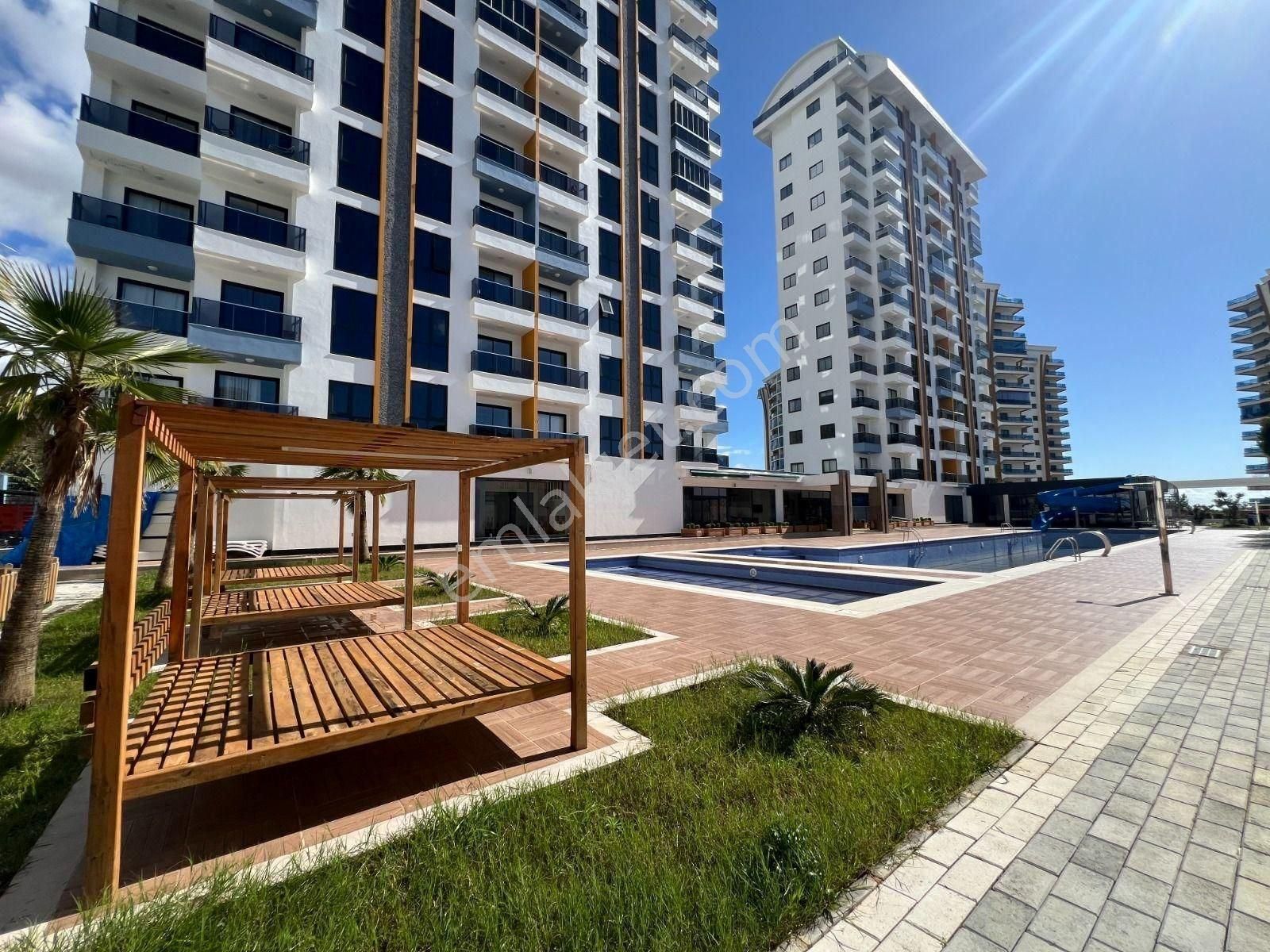 Alanya Mahmutlar Satılık Daire New Apartment 2+1 Mahmutlar Full Concept Complex Sea View