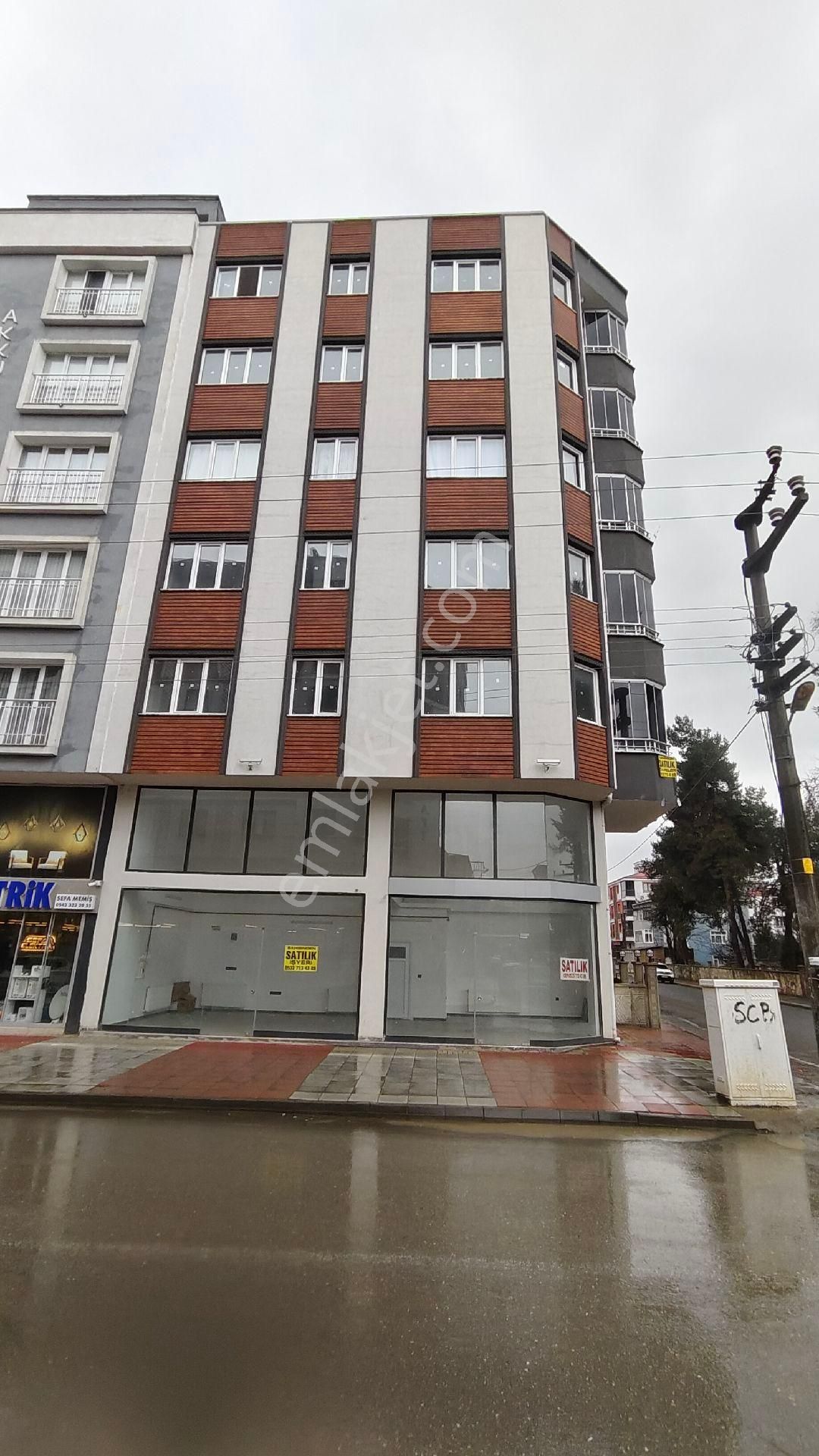 Çarşamba Sarıcalı Satılık Daire 6kat Emlaktan İskanlı Kombili Masrafsız Sıfır Daire