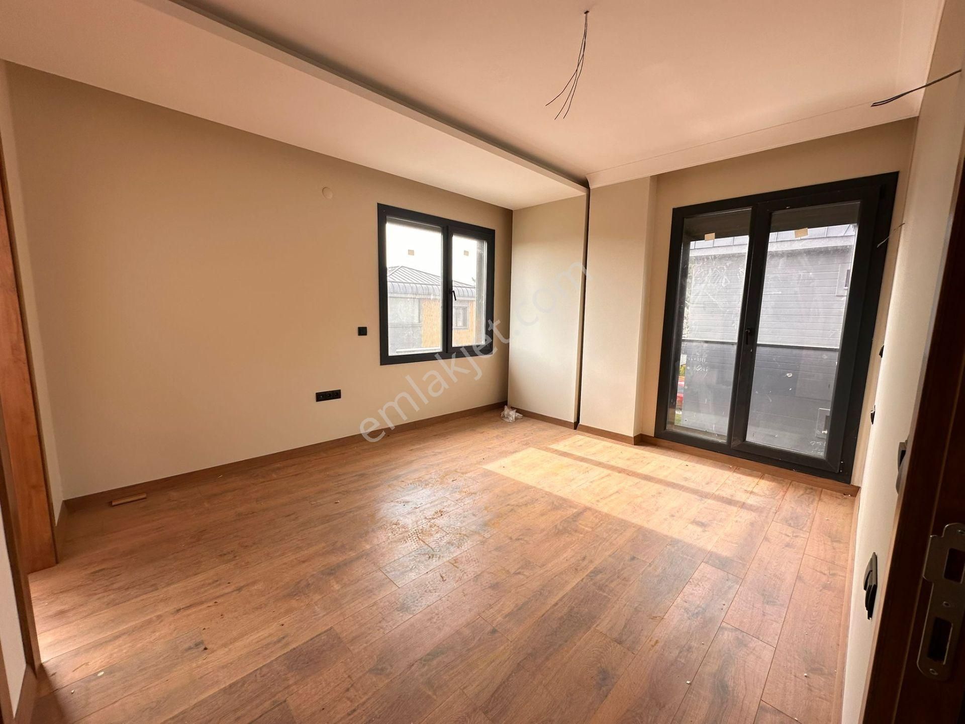 Güre Ağaçlı Yolda Havuzlu 3+1 Site İçerisinde Müstakil Satıılık Villa - Görsel 23
