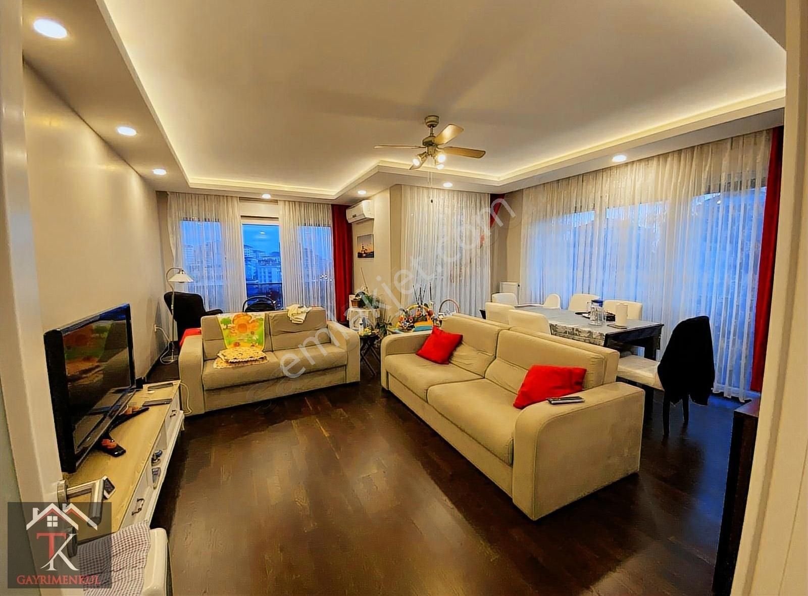 Kadıköy Erenköy Satılık Daire Tk'dan Erenköy Marmaraya Yakın Balkon-ebeveynli 150m2 Daire