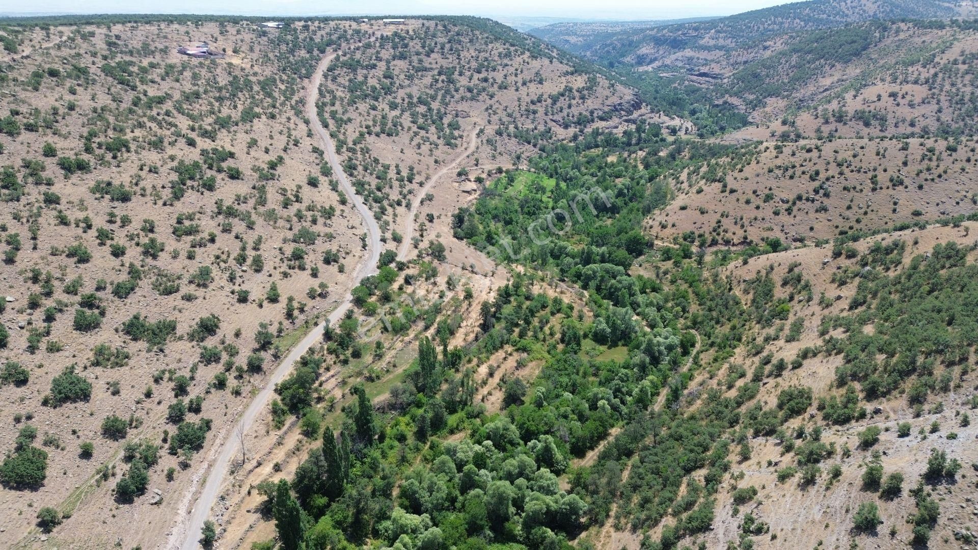 Meram Yeşiltekke Satılık Bağ & Bahçe Meram Yeşildere 144 M2 Müstakil Tapulu Bahçe