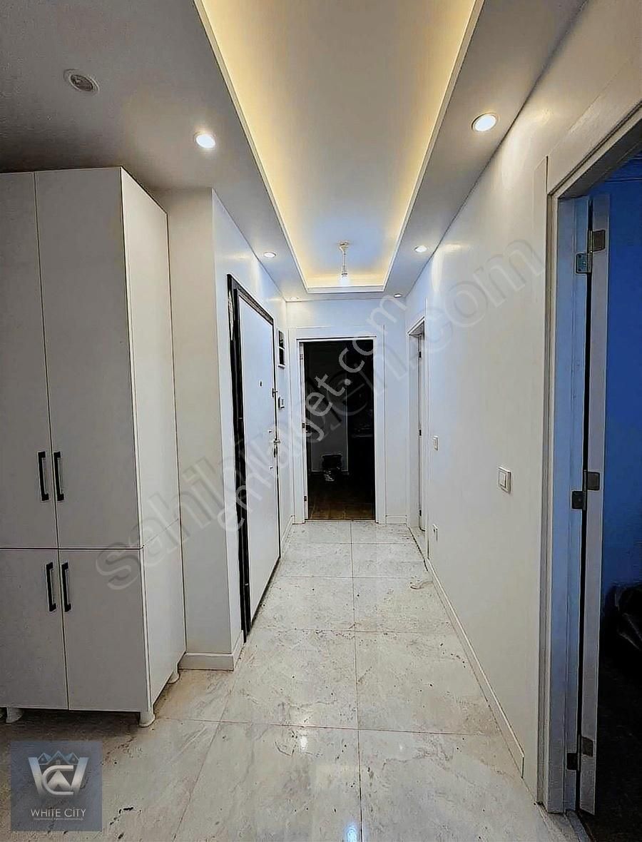 Zeytinburnu Veliefendi Satılık Daire Veliefendi De, Sıfır Binada, 2+1, 80 M2, Yüksek Giriş Satılık