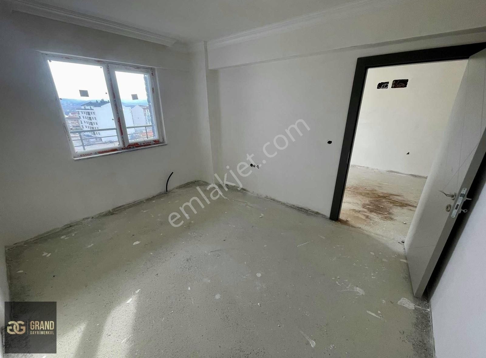 Yahşihan Yenişehir Satılık Daire 700.000 Tl Kredi ! K.otopark-balkon 1+1 54 M² Arakat Sıfır Daire