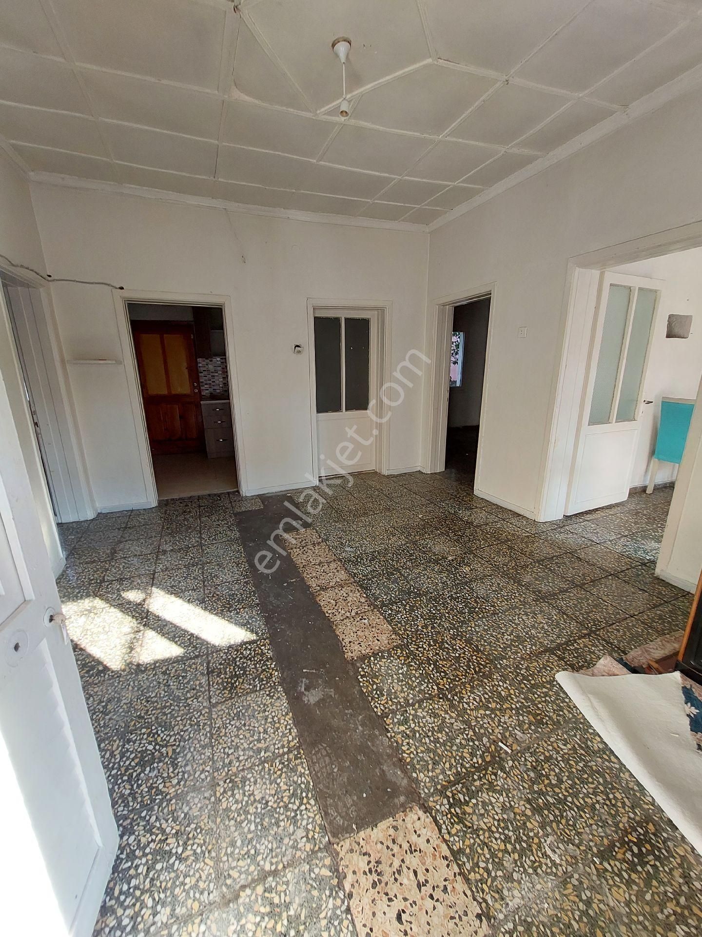 Satılık Mustakıl Ev Bozyaka Cennetoglu Mahallesı - Görsel 3