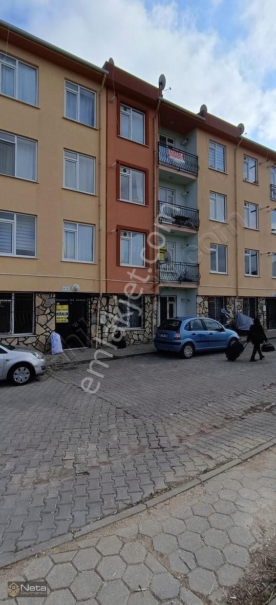 Odunpazarı Büyükdere Kiralık Daire Neta'dan Akzambak Sk Üzerinde, Koza Sitesi 1+1, 50 M2, Ara Kat,