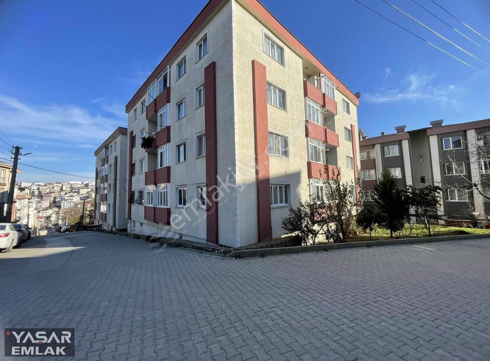 Darıca Bağlarbaşı Satılık Daire Bağlarbaşı Mahallesinde Arakat Gibi Yüksek Giriş Daire