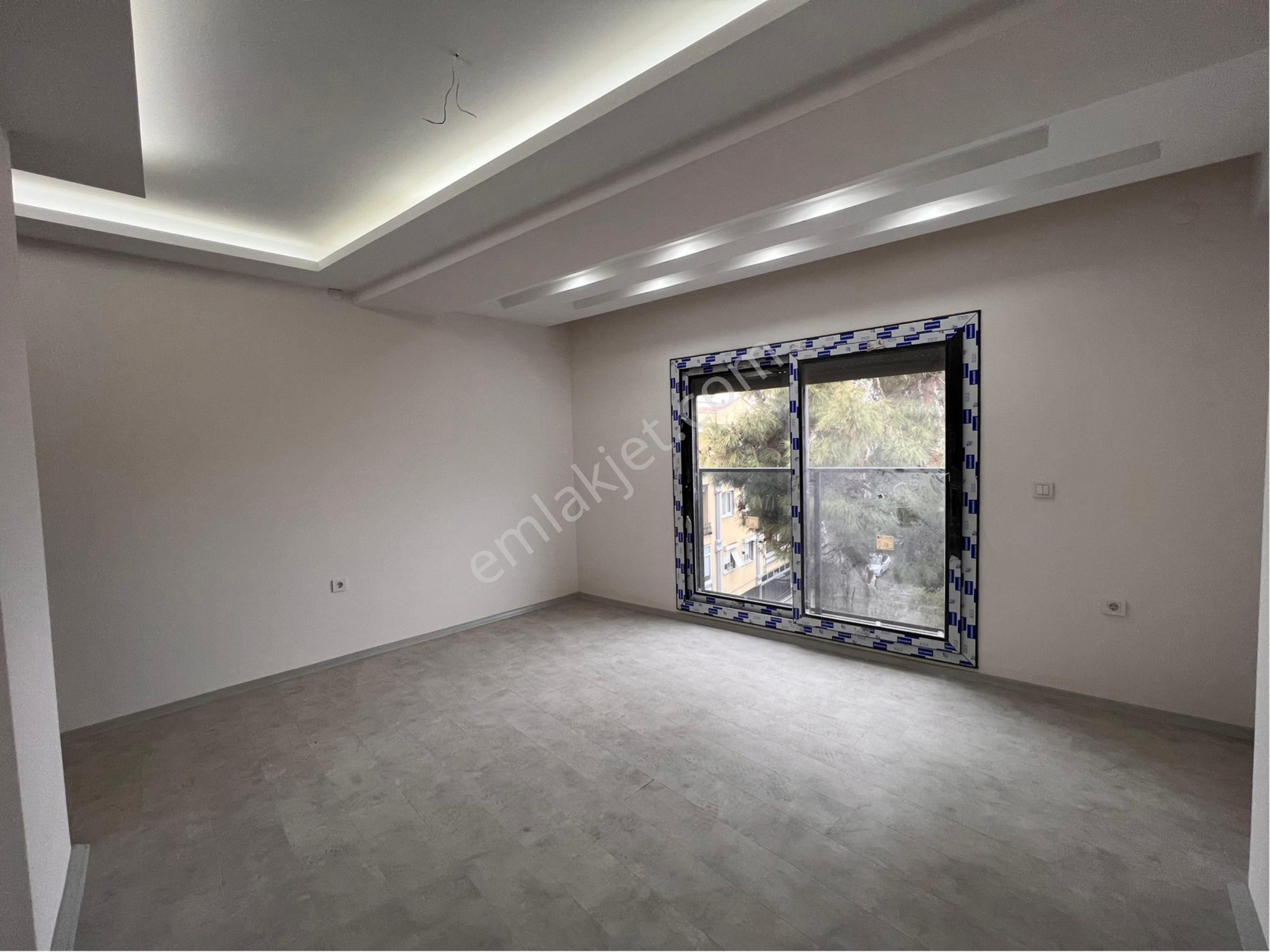 Buca Menderes Satılık Daire Buca Belediye Yakını 3+1 120m2 Yerden Isıtma Satılık Daire