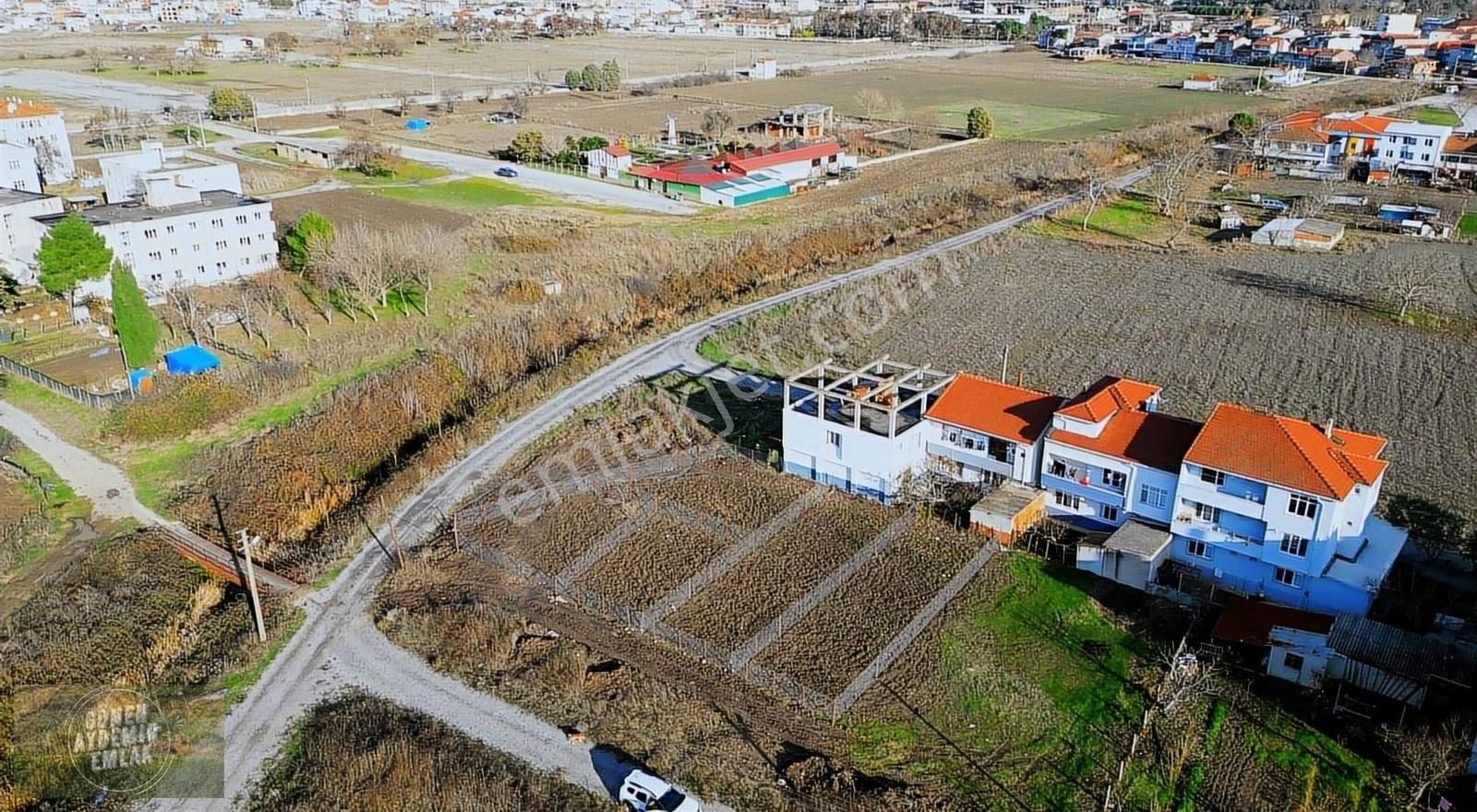 Gönen Karşıyaka Satılık Konut İmarlı Üniversiteye 700 Metre Mesafede 173 M² İmarlı Arsa