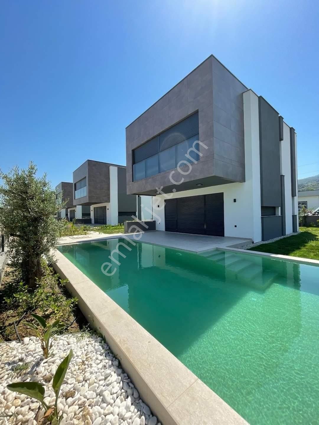 Kuşadası Güzelçamlı Satılık Villa 3+1 Satılık Lüks Villa