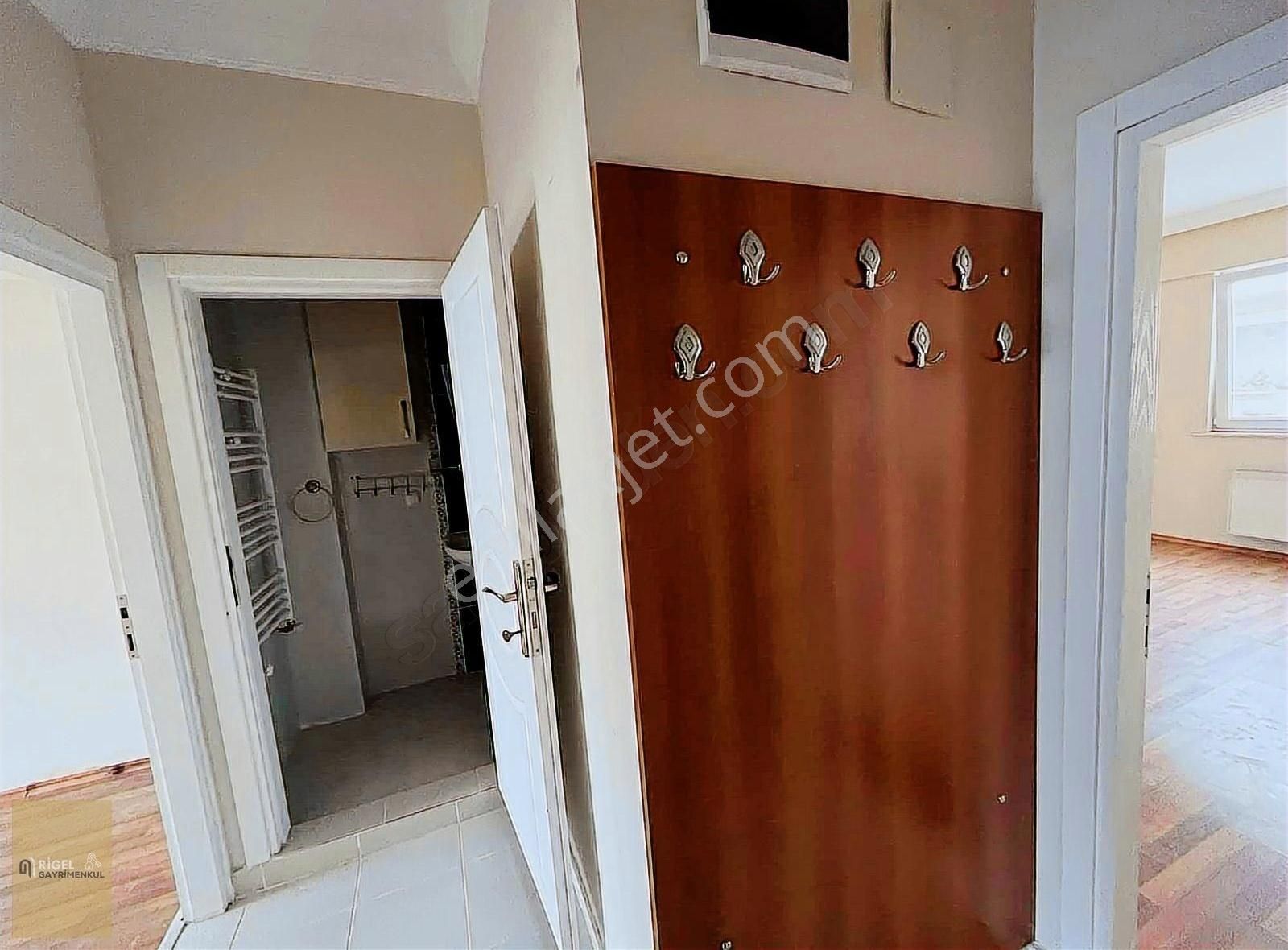 Çanakkale Merkez İsmetpaşa Kiralık Daire Stadyumun Arka Sokağında Kiralık Açık Mutfak 2+1 Daire