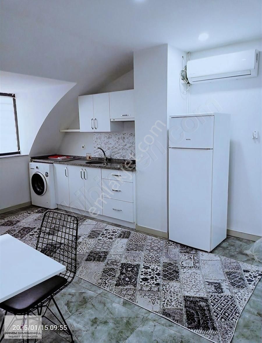 Merkezefendi Sırakapılar Kiralık Daire Devlet Hastanesi Karşısı 1+1 Çatı Katı