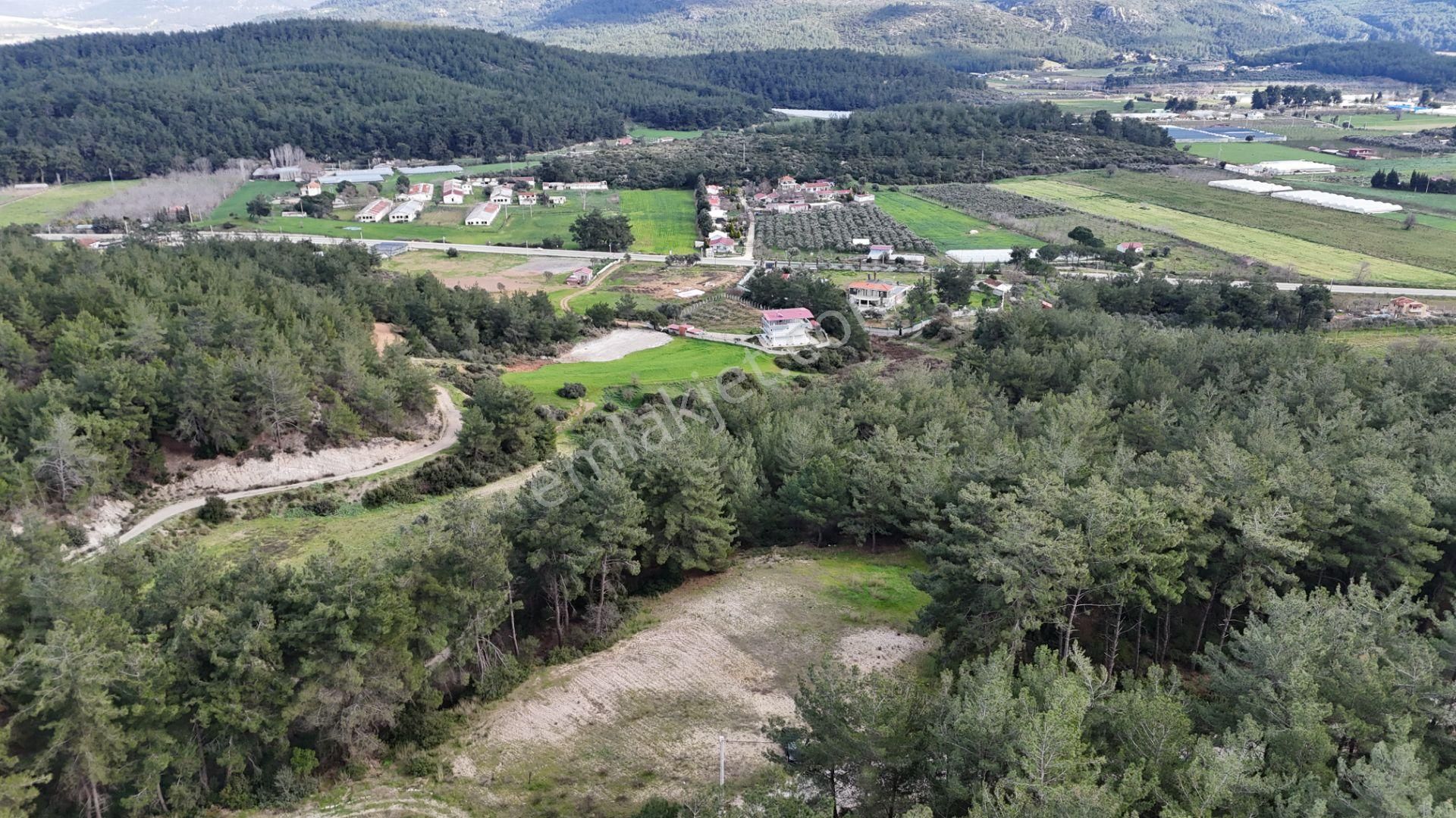 Menderes Çile Satılık Tarla Çile'de Denize 5 Dk Mesafede Satılık Tektapu 2.755 M2 Asfalt Cepheli Arazi