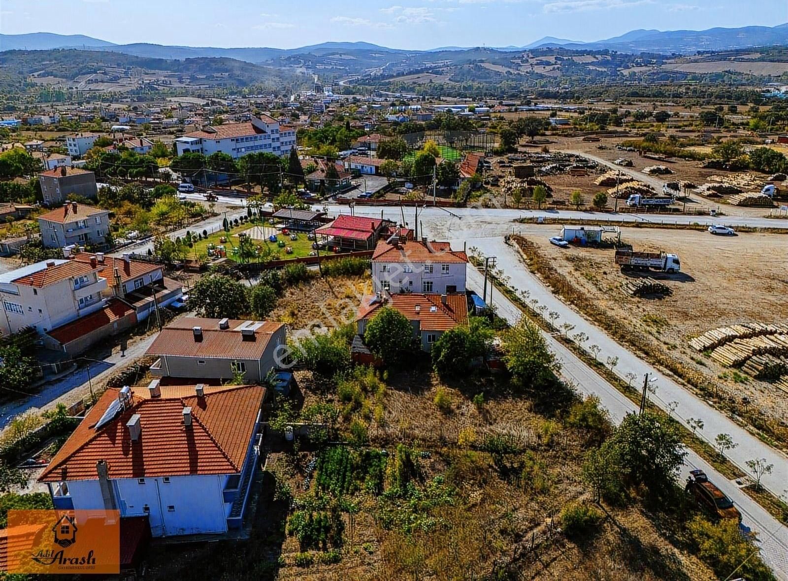 Çan Etili Köyü Satılık Konut İmarlı Adil Araslıdan Çan Etili'de 379 M2 Konut İmarlı Arsa