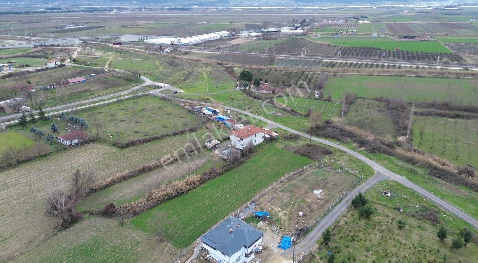 Pamukova Yenice Satılık Bağ & Bahçe Çalım Gyo'dan Sakarya Pamukovada Mükkemmel Konumda Satılık Tarla