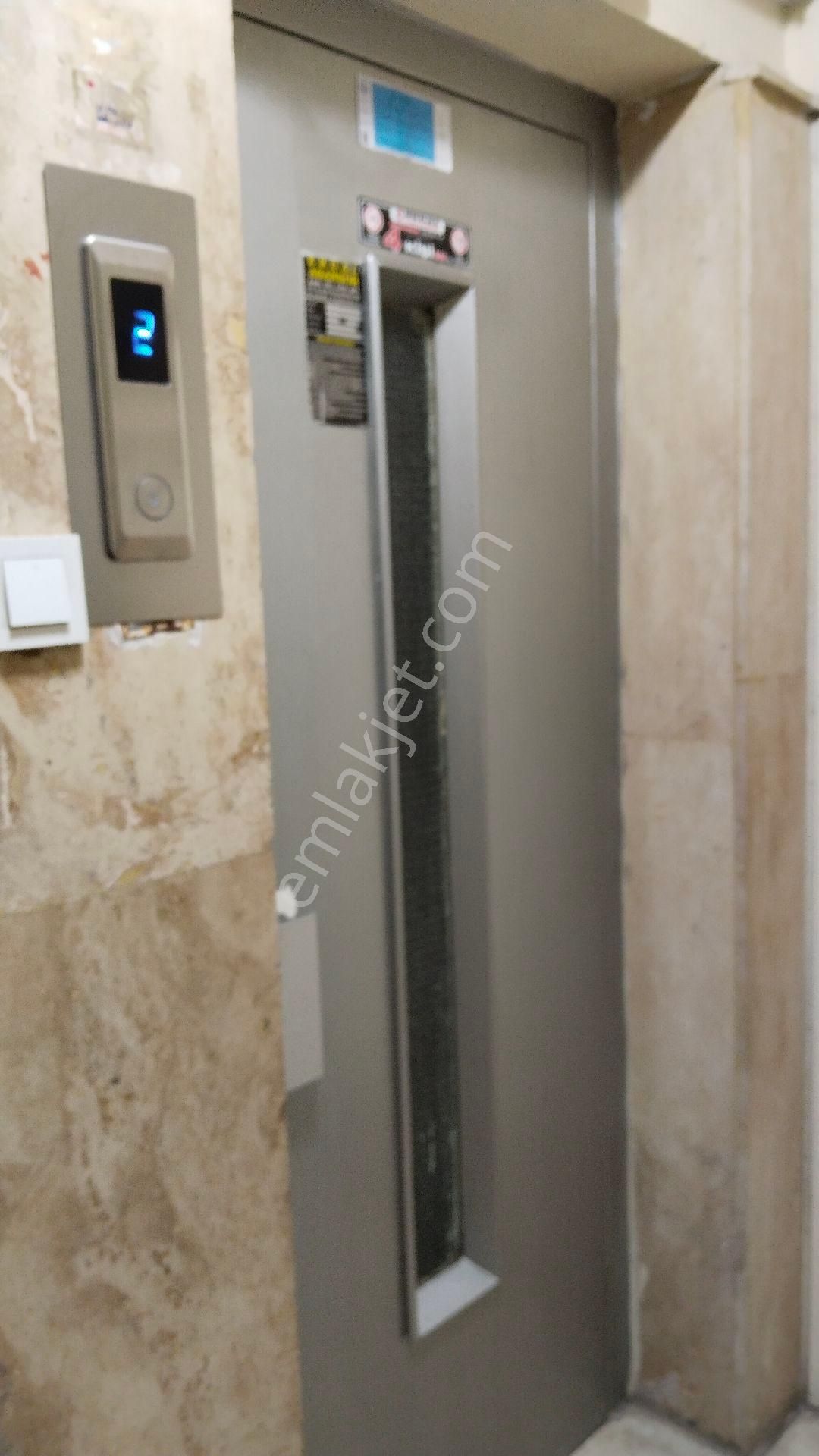 Anka Gayrimenkul Den Nergis De Muhteşem Konumda Satılık 3+1 - Görsel 3