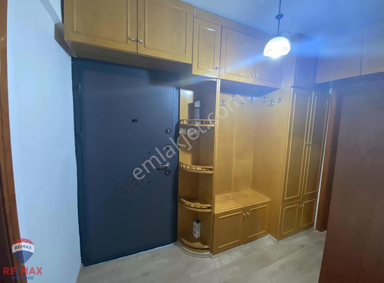 Biga İstiklal Kiralık Daire Çanakkale Biga Çarşı Merkezde Kiralık Eşyalı 2+1 Daire