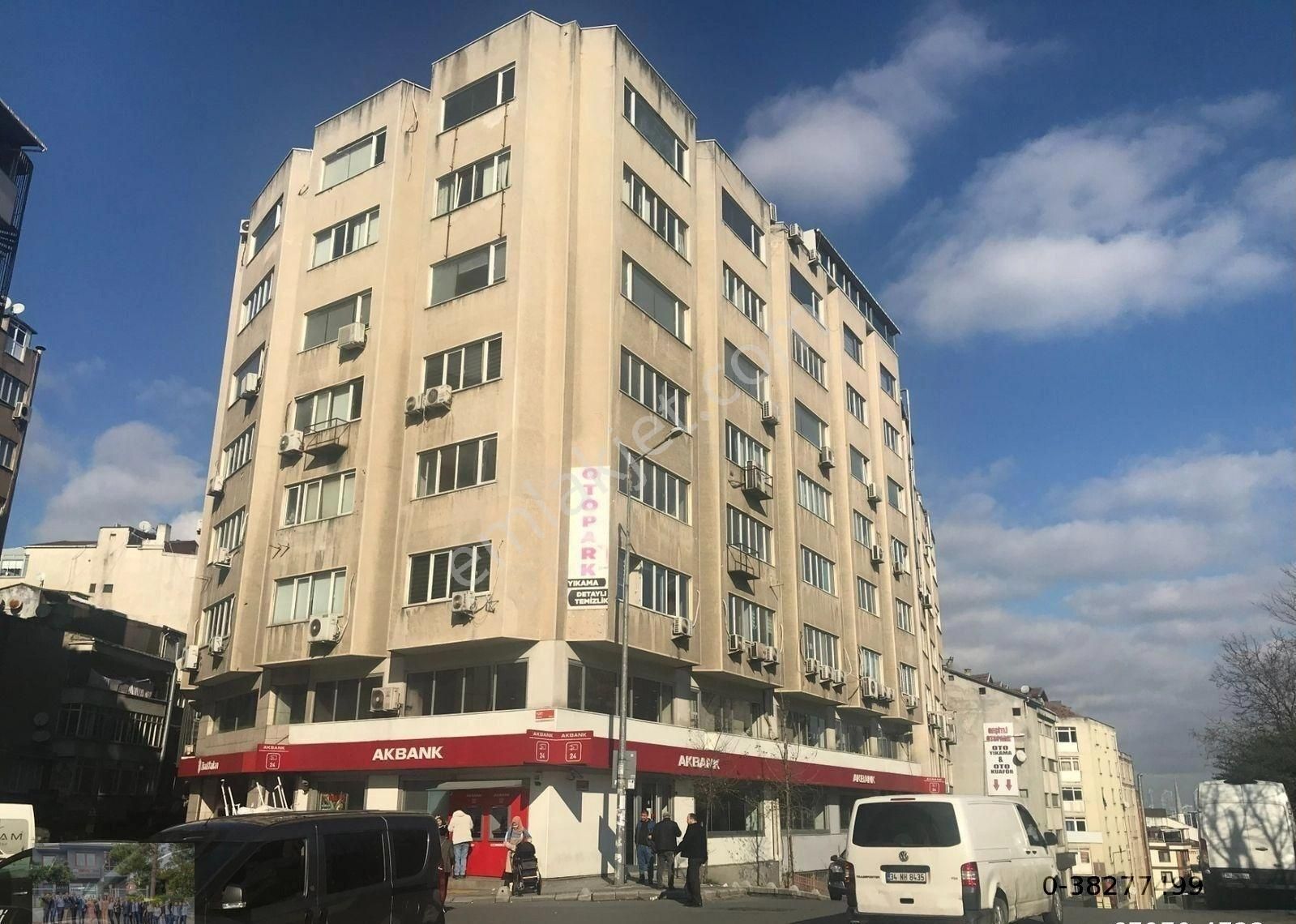 Kağıthane Hürriyet Kiralık Ofis Çağlayan Adliyesine Metrobüse Metroya Yakın Mobilyalı Ofis Katı