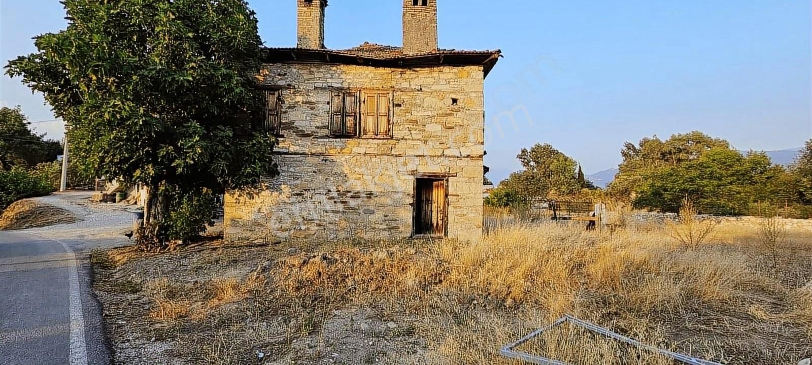 Kaş Dirgenler Satılık Müstakil Ev Kaş Ta Taş Ev Ve Bahçesi Yol Cepheli Ekonomik Fiyattan