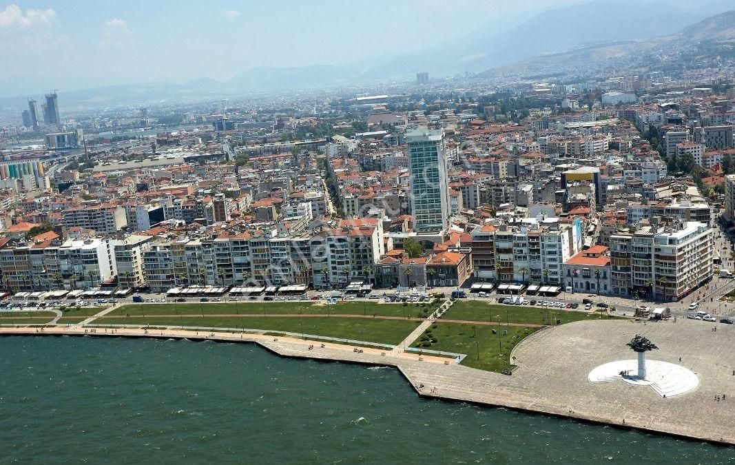 Alaçatı Gayrimenkulden Alsancak Kordon'da Satılık Daire - Görsel 3