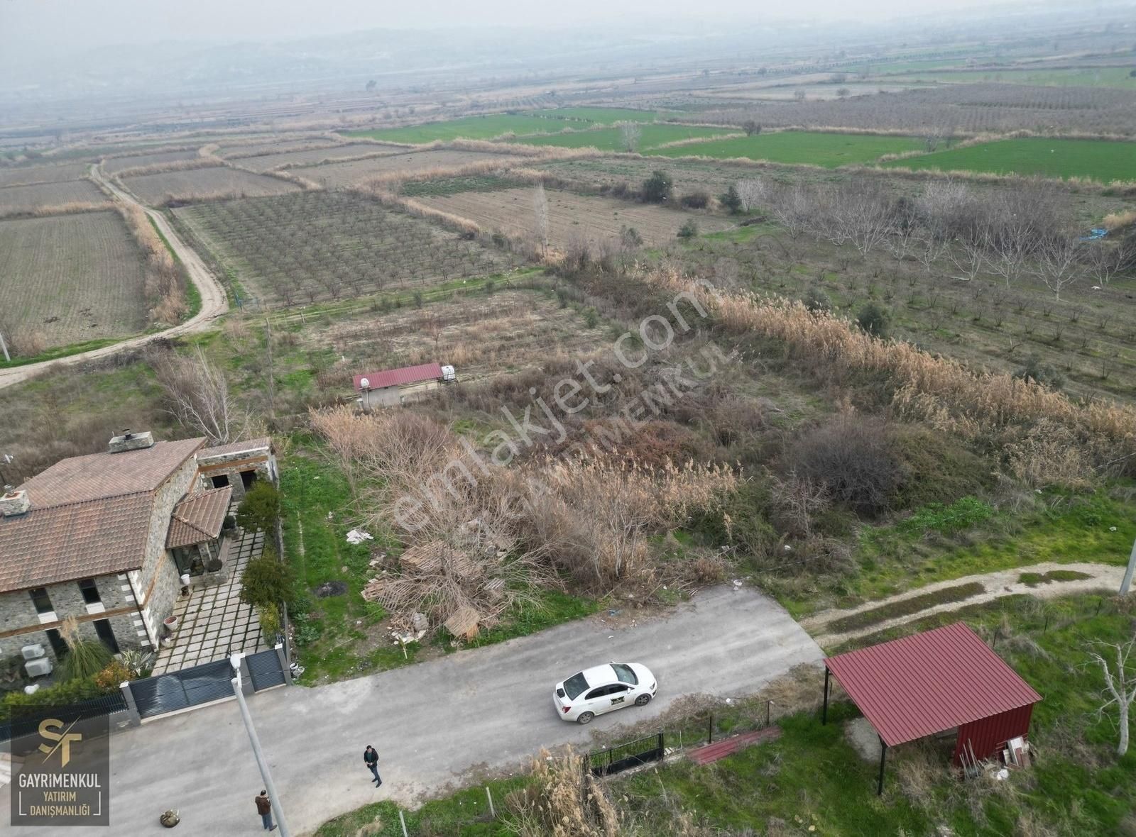 Pamukkale Güzelköy Satılık Konut İmarlı Villalık- Köşe Cephe- Yan Parseli Park - Elekrik/su/doğalgaz Var