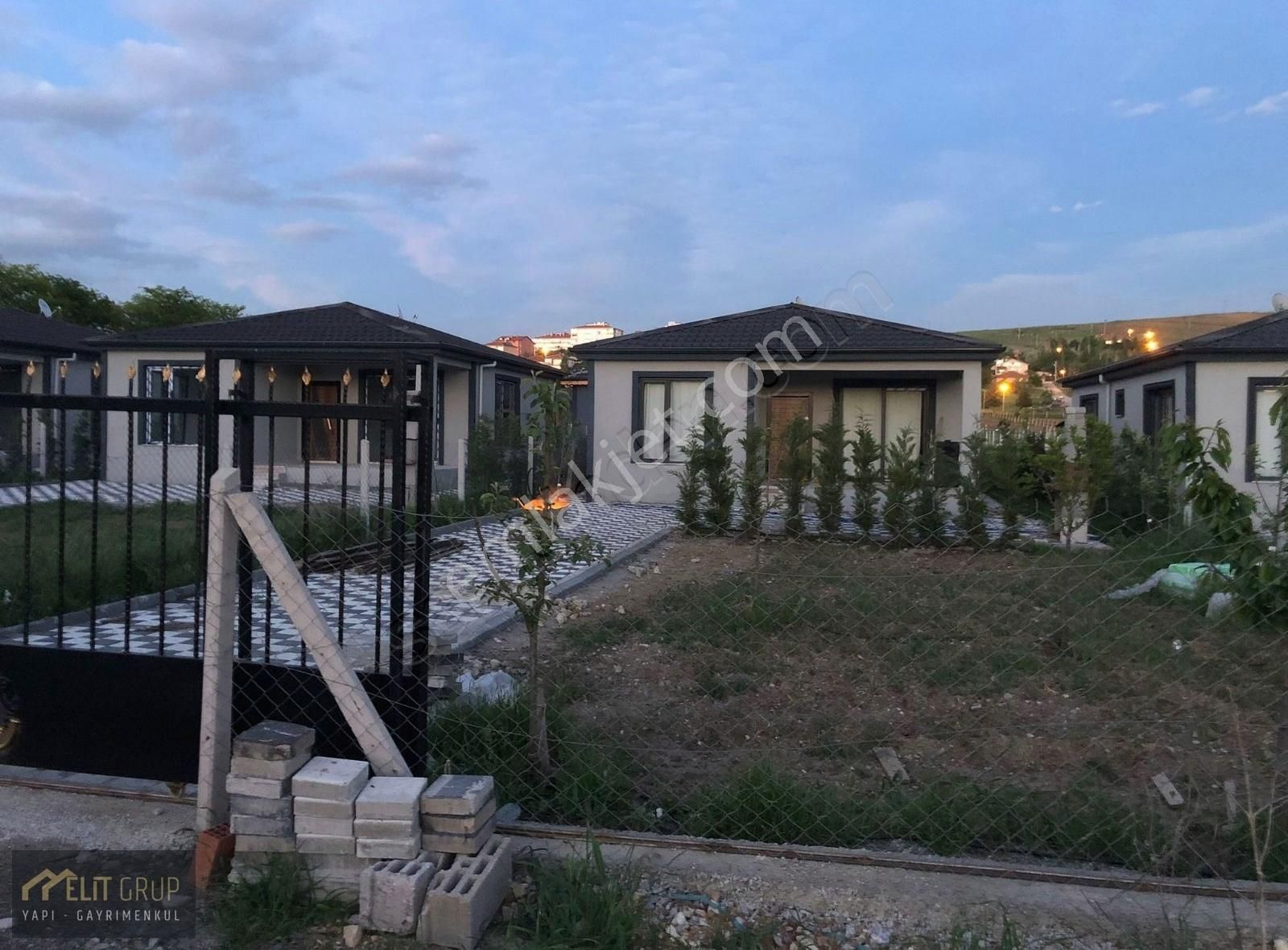 Pursaklar Saray Osmangazi Satılık Villa Maliyetine Geniş 2+1 Fırsatı Kaçırmayın Sıfır