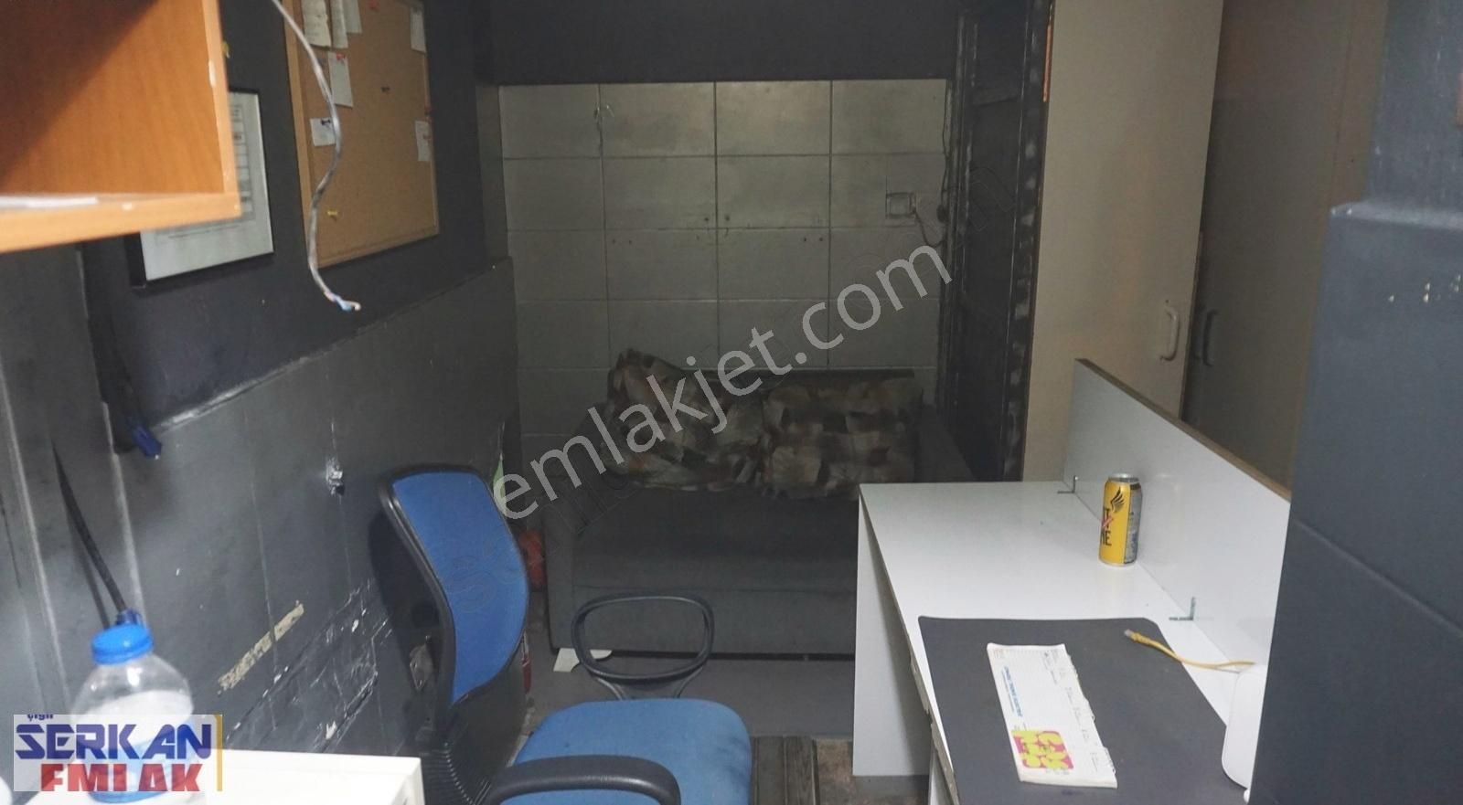 Çiğli Ataşehir Kiralık Dükkan & Mağaza Ataşehir Kiralık Dükkan 70m2 Mutfaklı+wc Li+kepenkli Çiğliserkan