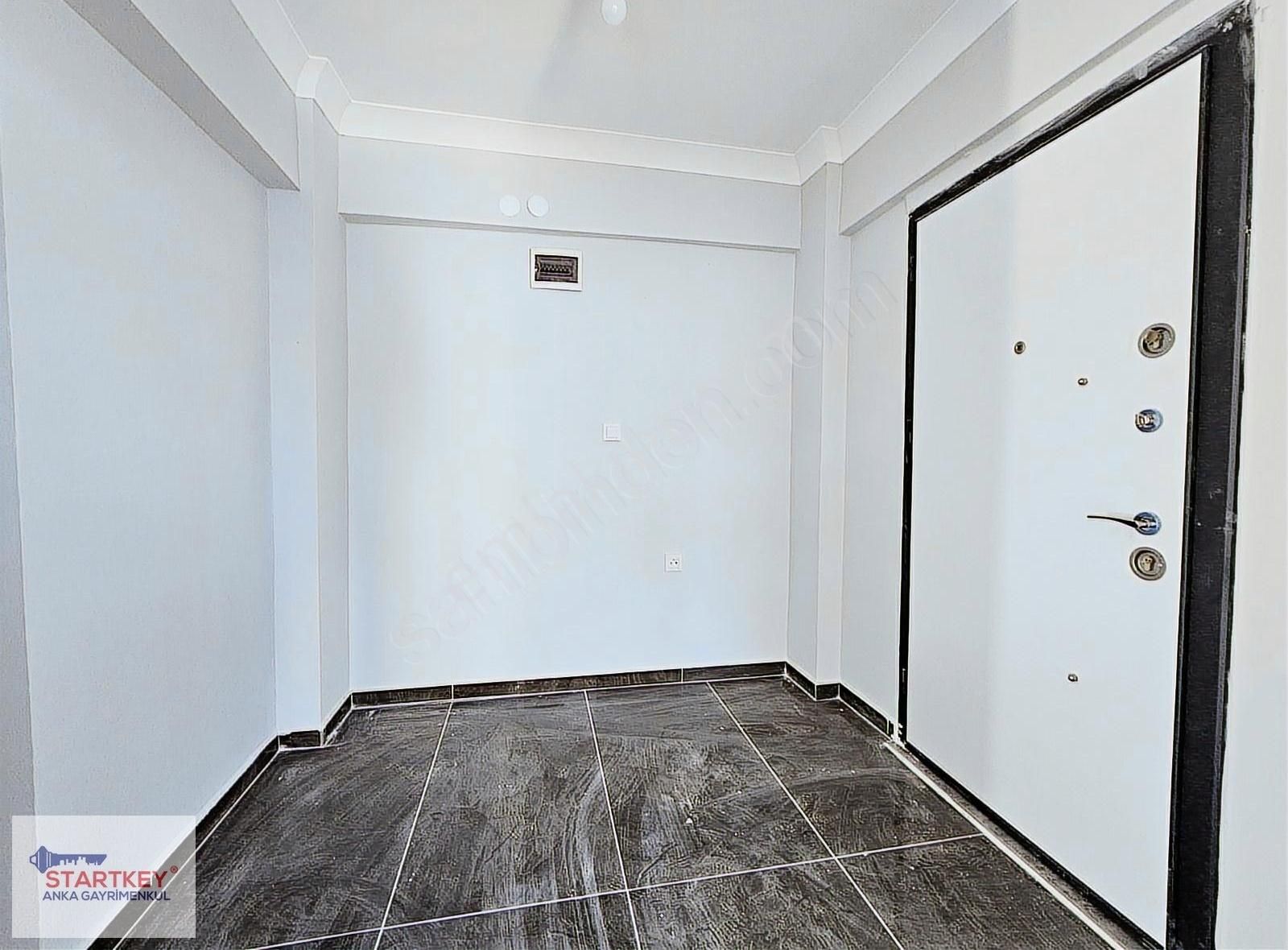 Ayvalık Altınova Satılık Daire Startkey Altınova'da Teraslı 2+1 Geniş 120m2 Satılık Daire