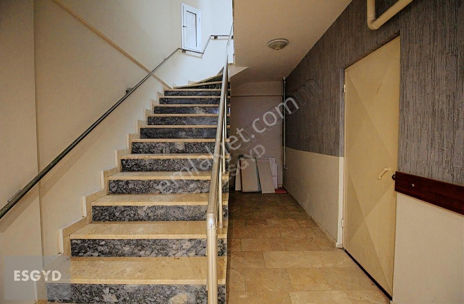 Odunpazarı Kırmızıtoprak Kiralık Daire Esgyo'dan Kırmızı Toprak Mh. Eşyalı 2+1 Kiralık Daire