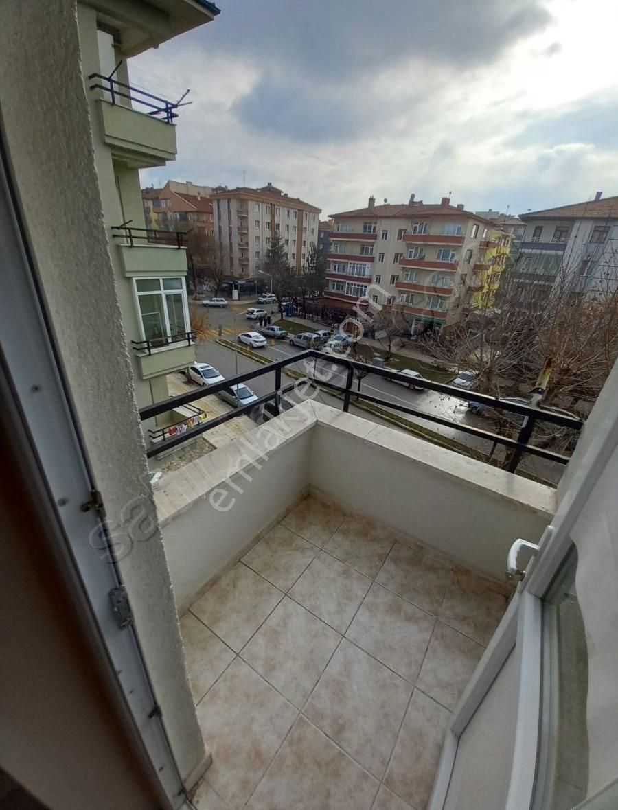 Çorum Merkez Ulukavak Kiralık Daire Mavral Sokak Pazartesı Pazarı Cıvarı Kıralık 3+1