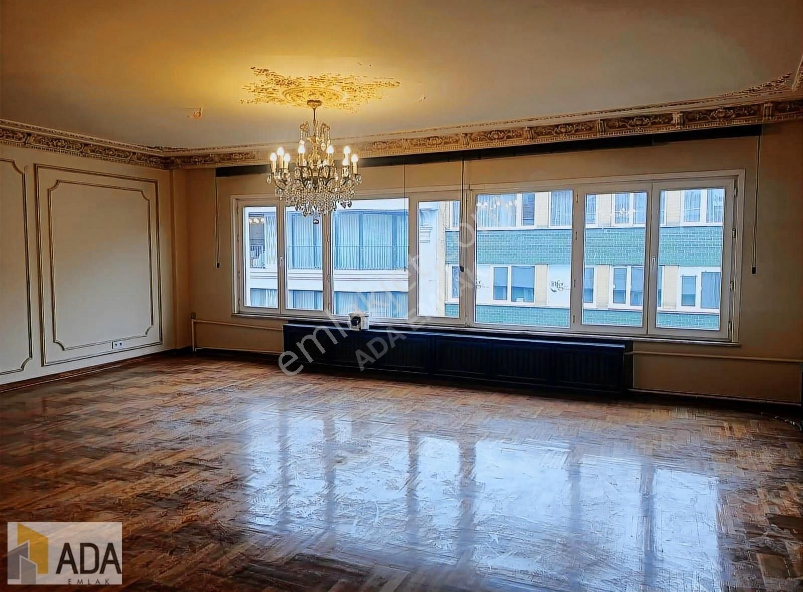 Şişli Harbiye Kiralık Apartman Dairesi Nişantaşı Teşvikiye Caddesine Cepheli 310 M² Dubleks Daire