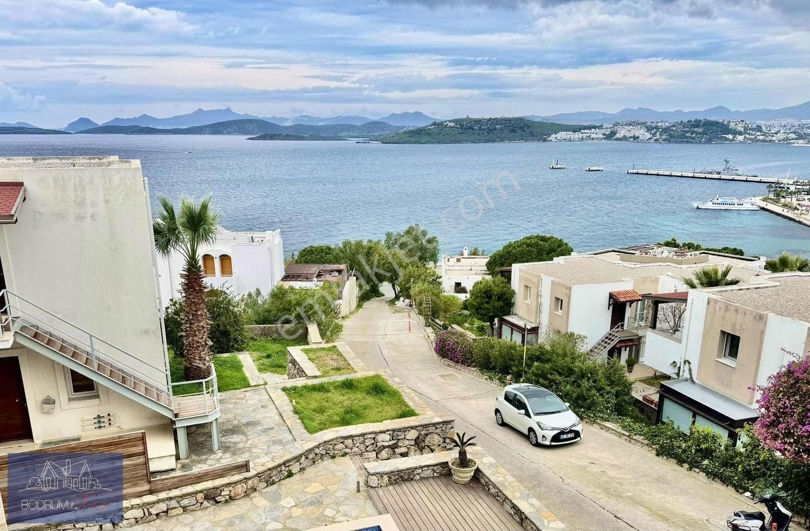 Bodrum Kumbahçe Satılık Daire Kumbahçe'de Bodrum Kalesi Manzaralı, Havuzlu 2+1 Daire