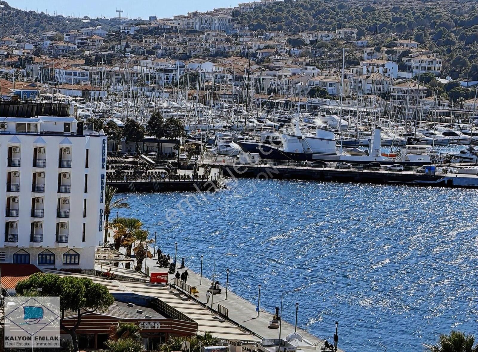 Çeşme 16 Eylül Devren Restaurant Çeşme Sahil Şeridinde Denize Sıfır Sakız Manzaralı Restaurant