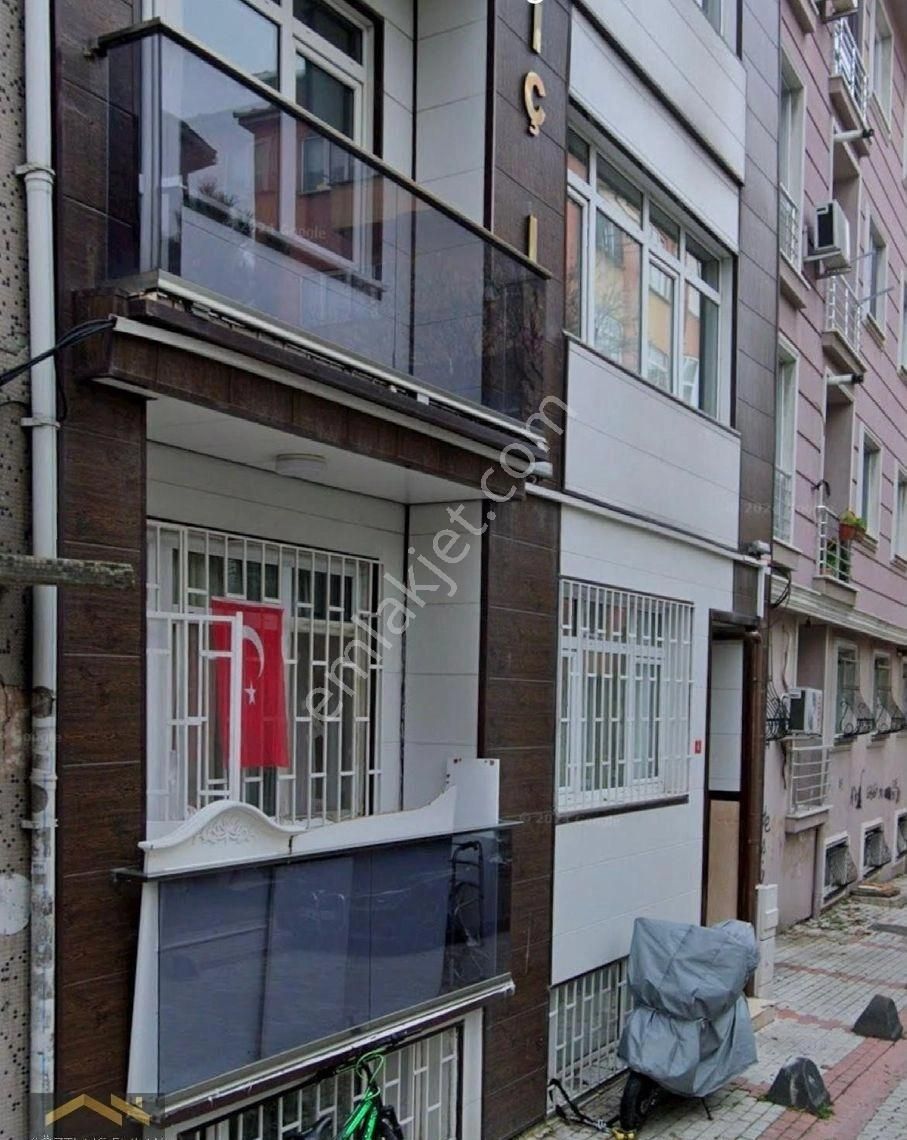 Bakırköy Osmaniye Satılık Daire Bakırköy Osmaniye Merkezde 2+1 Geniş Ferah Aydınlık 70 Metrekare