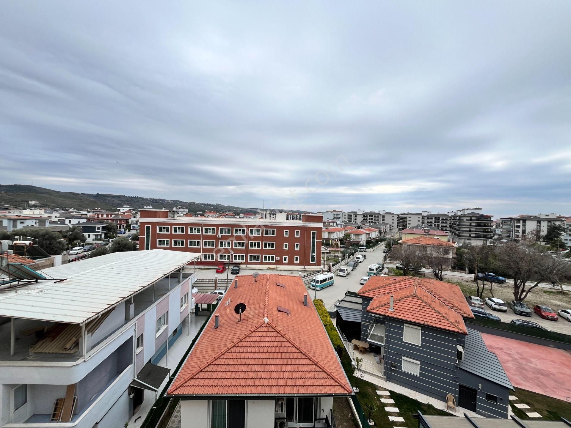 Seferihisar Camikebir Satılık Daire Seferihisar Hastane Yolu Üzerinde, Genç Binada Geniş 2+1 Satılık Daire