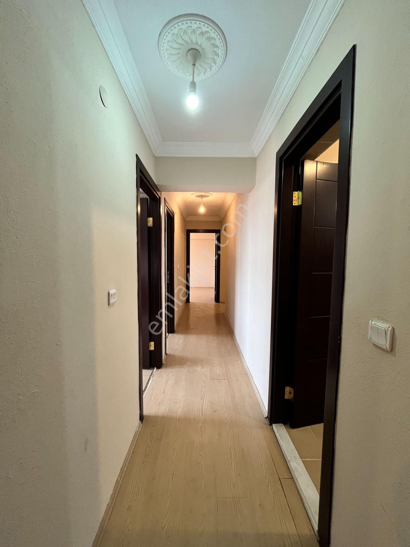 Seferihisar Hastane Yolu Üzerinde, Genç Binada Geniş 2+1 Satılık Daire - Görsel 16