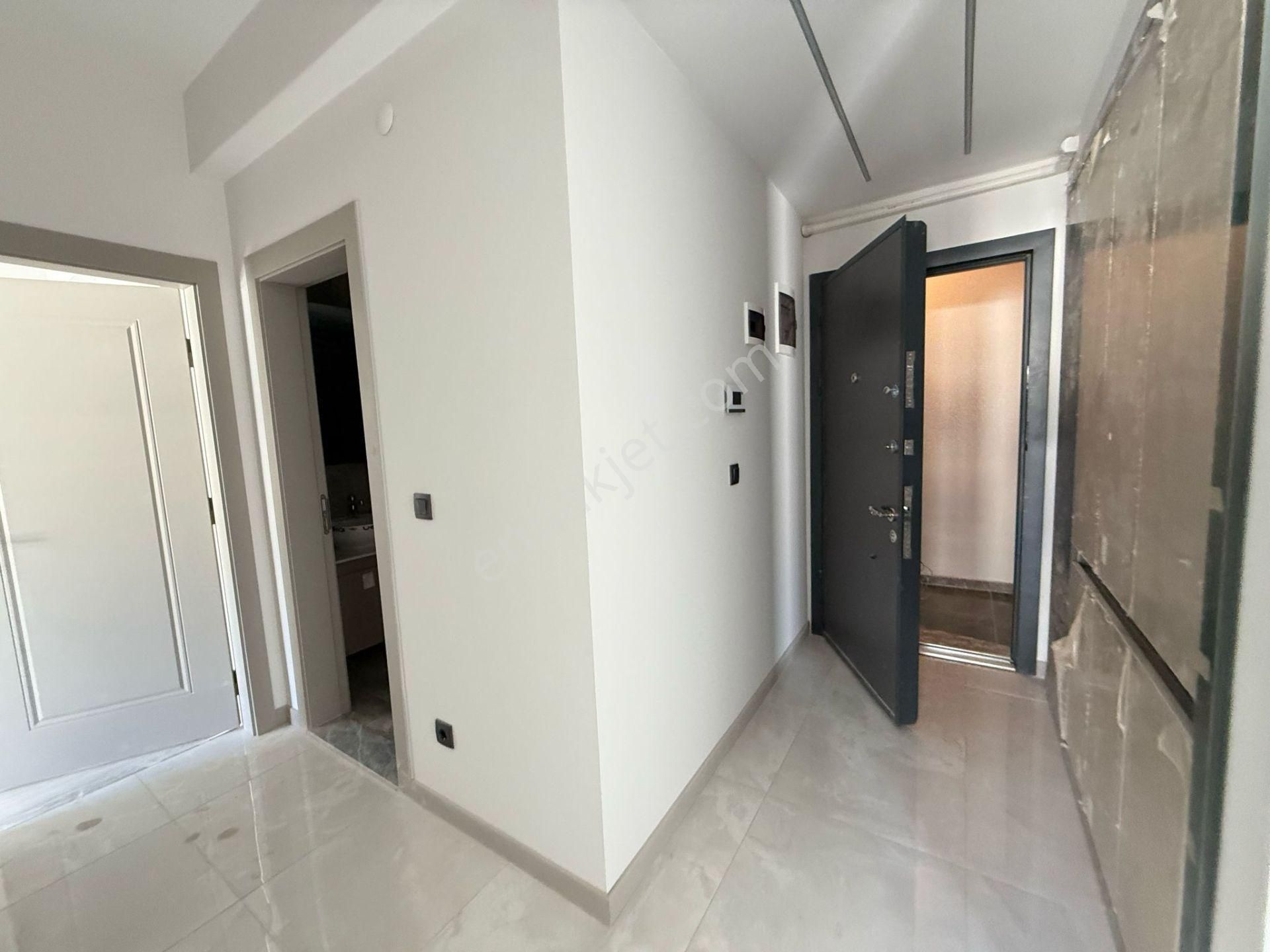 Merkezi Konum-7/24 Guvenlık-acık/kapalı Havuz-otopark-hamam-sauna-yerden Isıtma-yeni-lüx-2+1 - Görsel 33