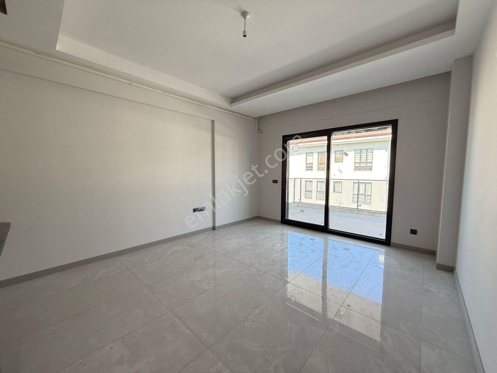 Merkezi Konum-7/24 Guvenlık-acık/kapalı Havuz-otopark-hamam-sauna-yerden Isıtma-yeni-lüx-2+1 - Görsel 10